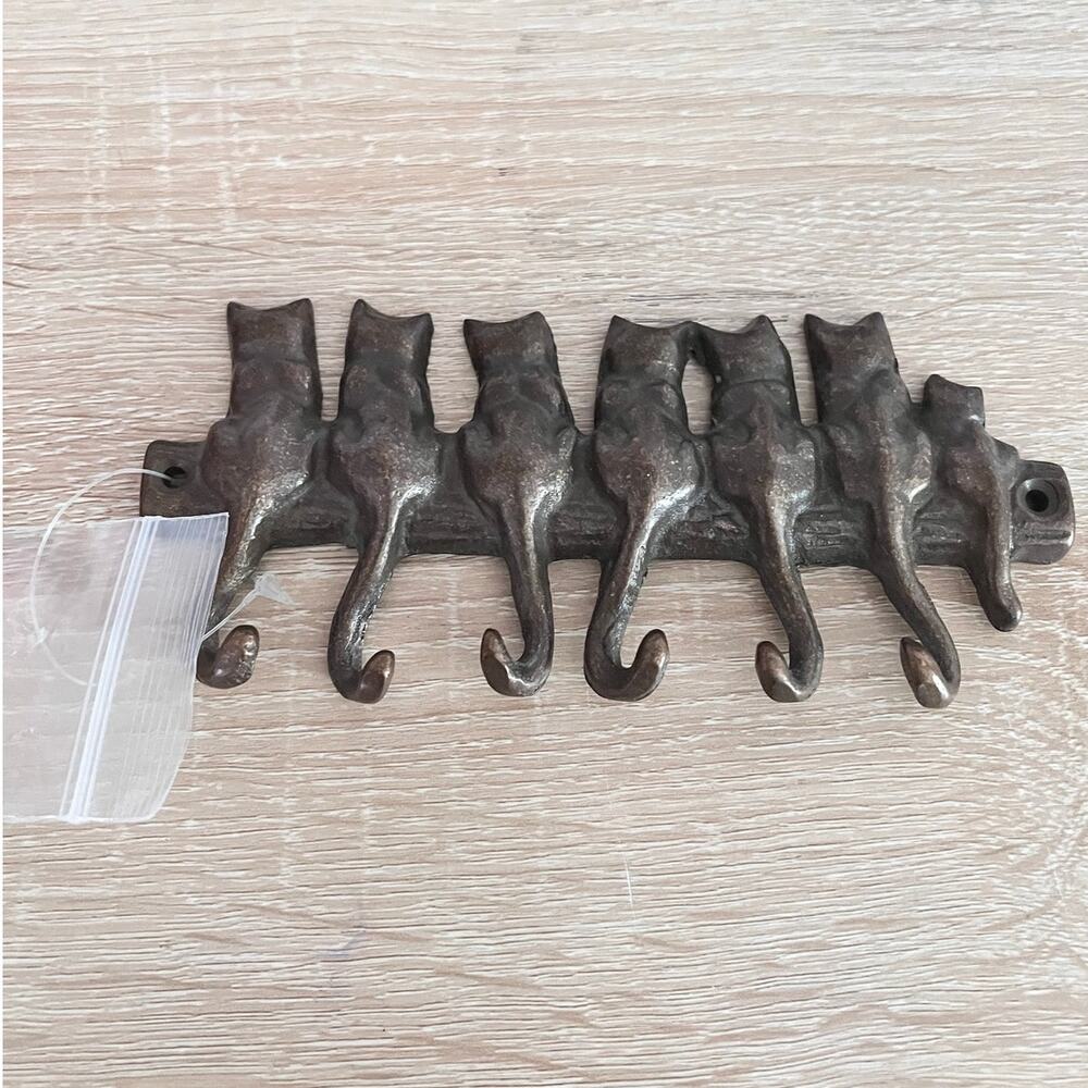 Brass Bronze Color Wall Hook Key Holder Row Of 7 Cats Decorative